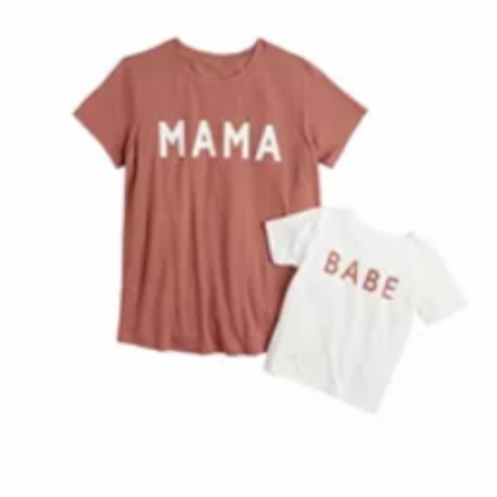 Mommy & Me maternity graphic tee set